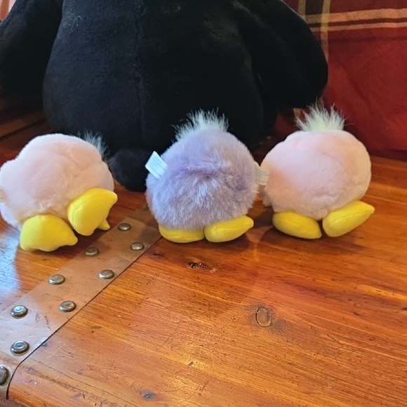 Puffkins By Swibco Set Of 3 Fluffy Chicks 2-Pink Chirps, 1 Purple Chickity - Picture 3 of 6